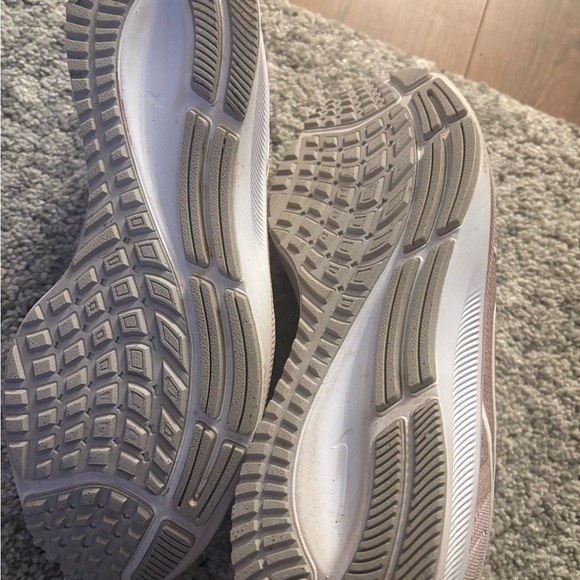 Nike Air Zoom Pegasus 38 Champagne 2021 CW7358-601 - Picture 5 of 8